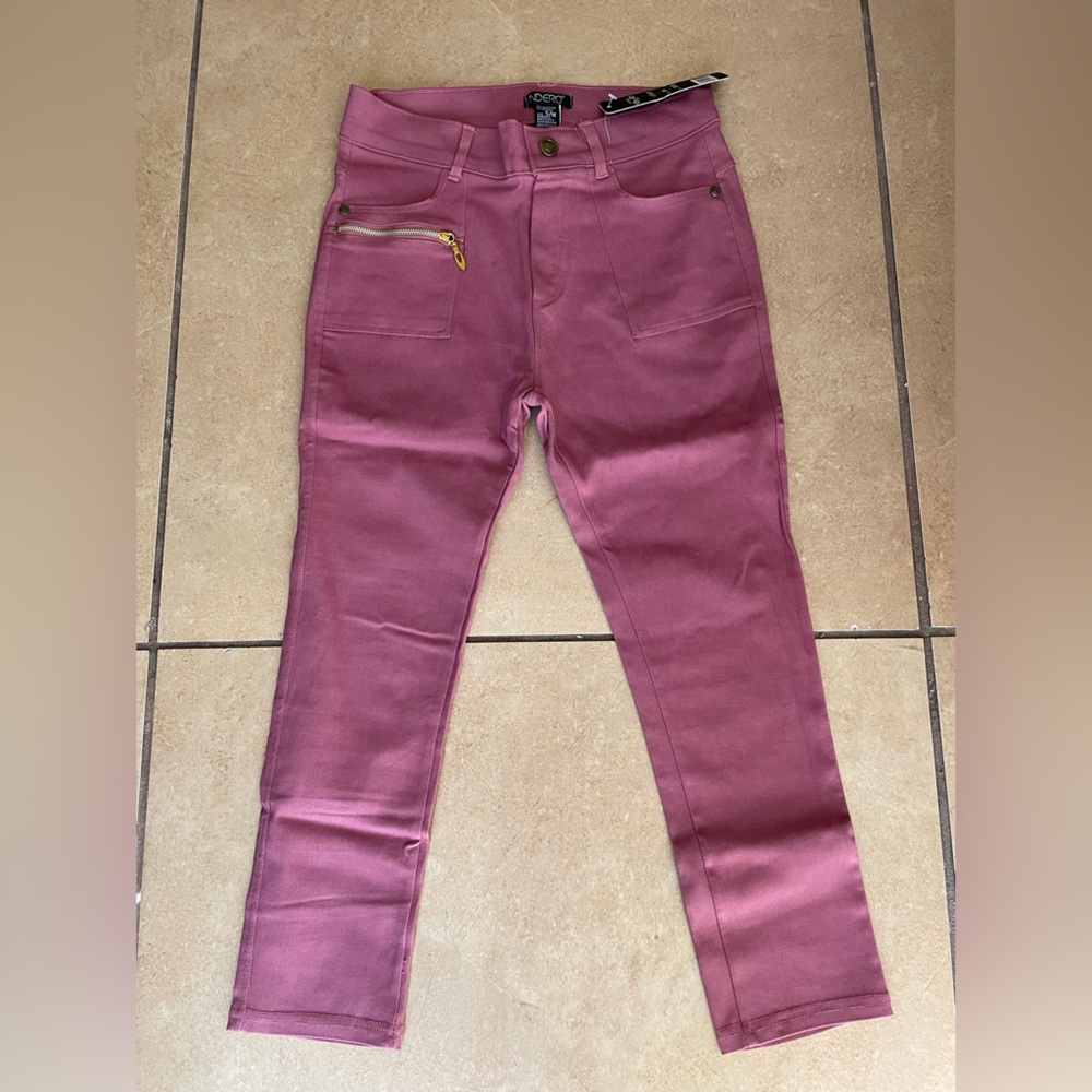 Mesa Rose Indero Capri